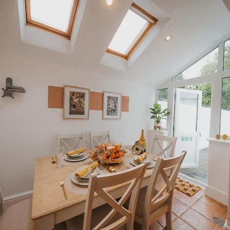 Cotswolds- Homely 2 Bed House With Garden, Wifi - Esho Stays 赛伦塞斯特 外观 照片