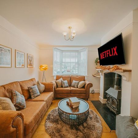 Cotswolds- Homely 2 Bed House With Garden, Wifi - Esho Stays 赛伦塞斯特 外观 照片