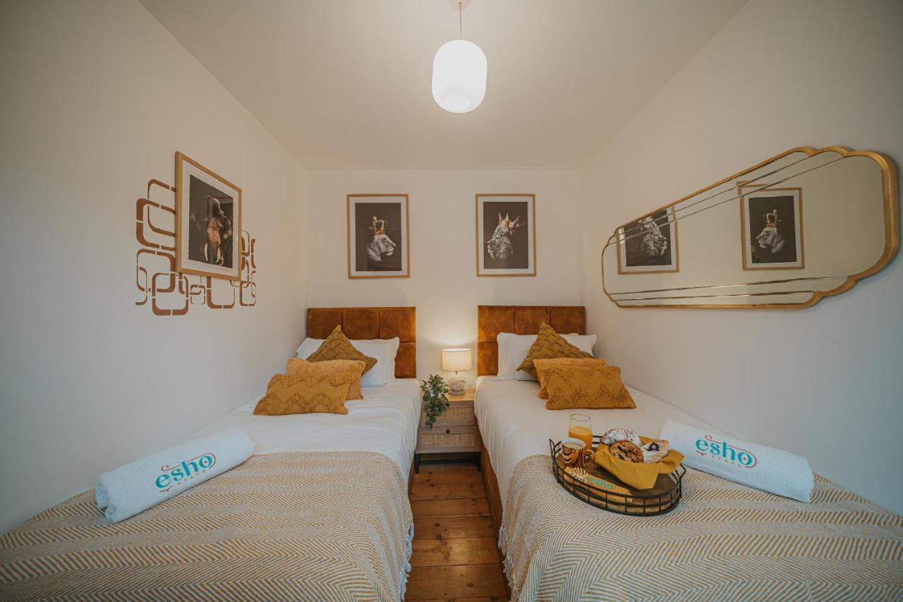 Cotswolds- Homely 2 Bed House With Garden, Wifi - Esho Stays 赛伦塞斯特 外观 照片